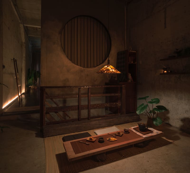 LomLom interior — hallway