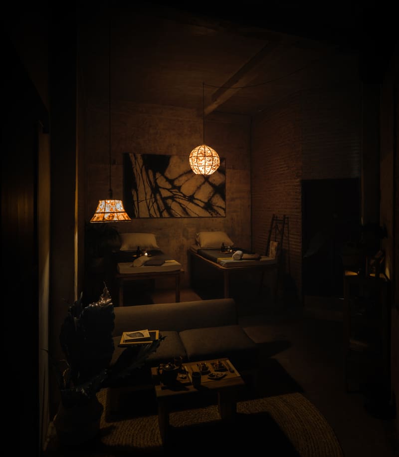 LomLom interior — treatment room